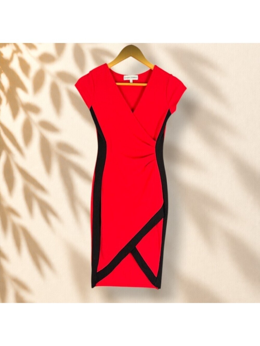 Almost Famous Dress Women S Small Red Sheath Midi V-Neck Short Sleeve Casual